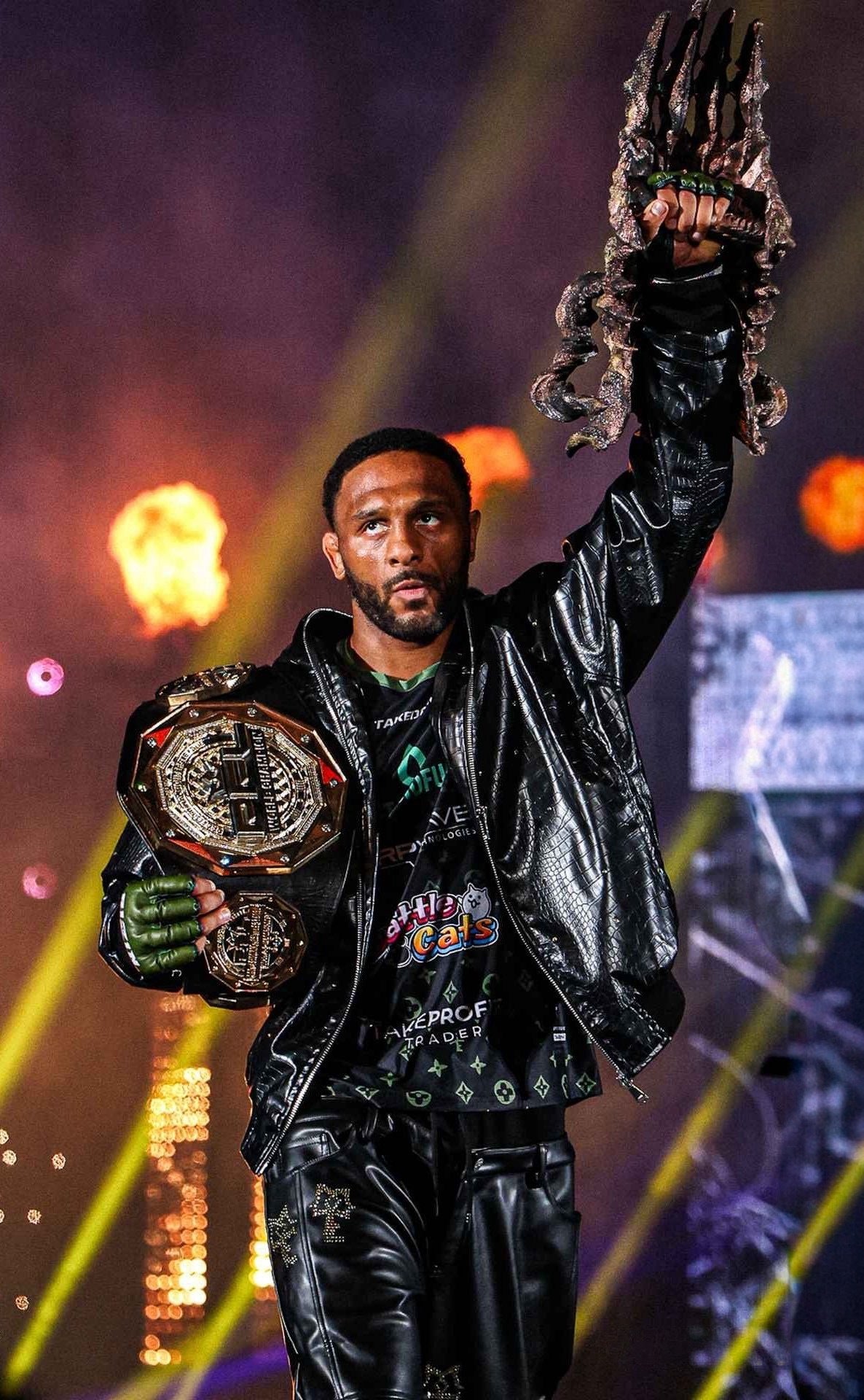 AJ McKee wearing the AJ McKEE × HISPLINTER Collaboration Jacket